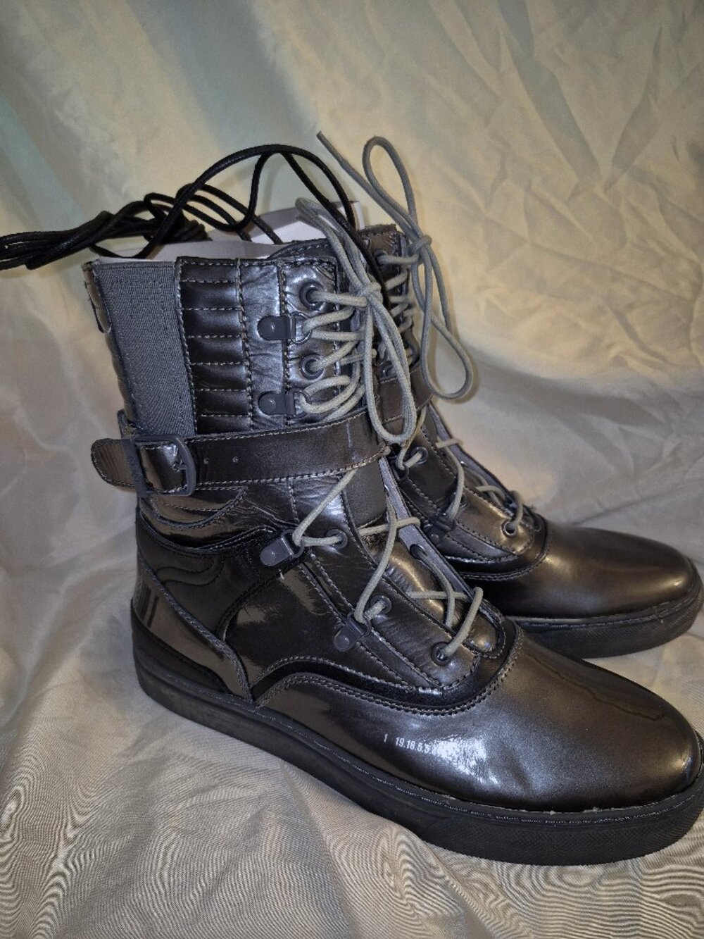 NIB Godspeed Movement Metallic Gunmetal High-Top Boots - Size 8.5